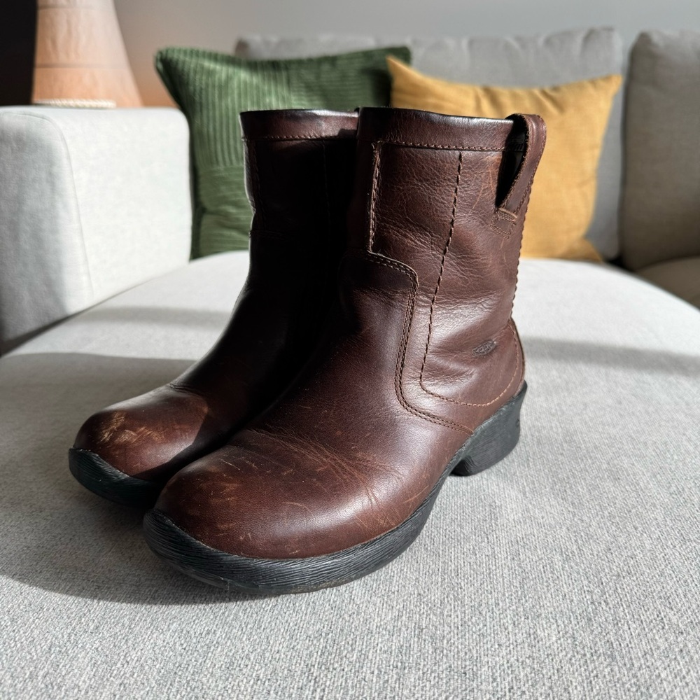 KEEN Boots